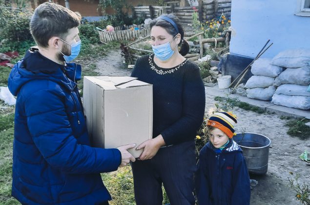 Малозабезпечені родини з Рогатинщини отримали допомогу від УГКЦ ФОТО