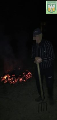 Не бояться навіть штрафів: у Франківській громаді ґазди і далі продовжують спалювати суху траву ФОТО