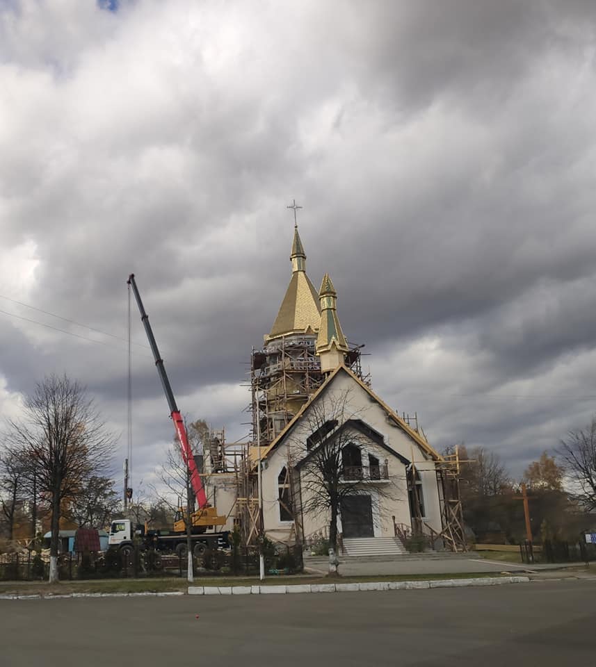 У Долині відновлюють храм, який постраждав від вогню ФОТО