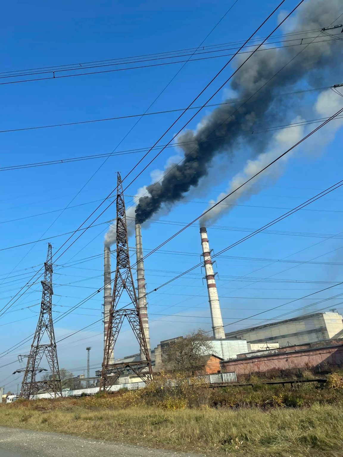 Прикарпатський нардеп погрожує закрити Бурштинську ТЕС