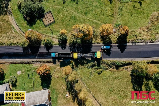 Триває ремонт гірської дороги через декілька карпатських перевалів Долина - Хуст ФОТО