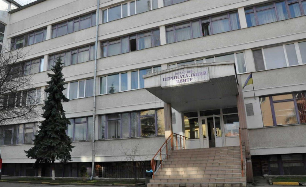 Жителька Франківська нарікає на ставлення персоналу до породіль у обласному перинатальному центрі