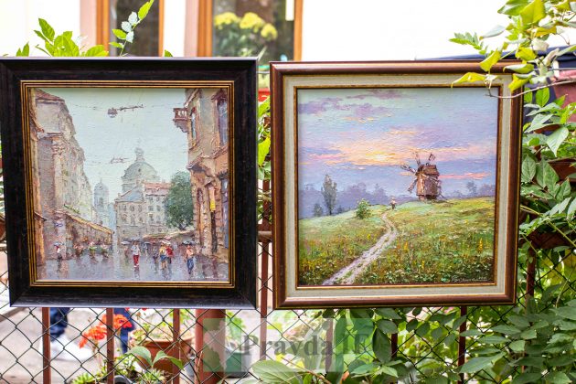 У Франківську вперше експонується виставка живопису "Просто неба" ФОТОРЕПОРТАЖ