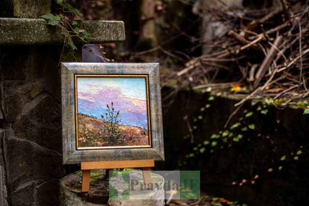 У Франківську вперше експонується виставка живопису "Просто неба" ФОТОРЕПОРТАЖ