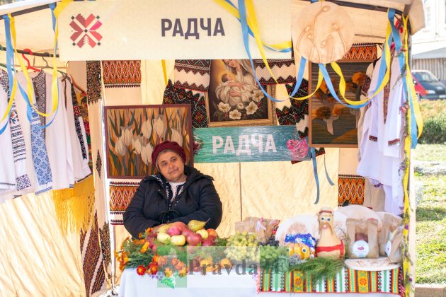 Книги, ікони та предмети побуту: села Івано-Франківської громади розповіли про свою історію ФОТОРЕПОРТАЖ