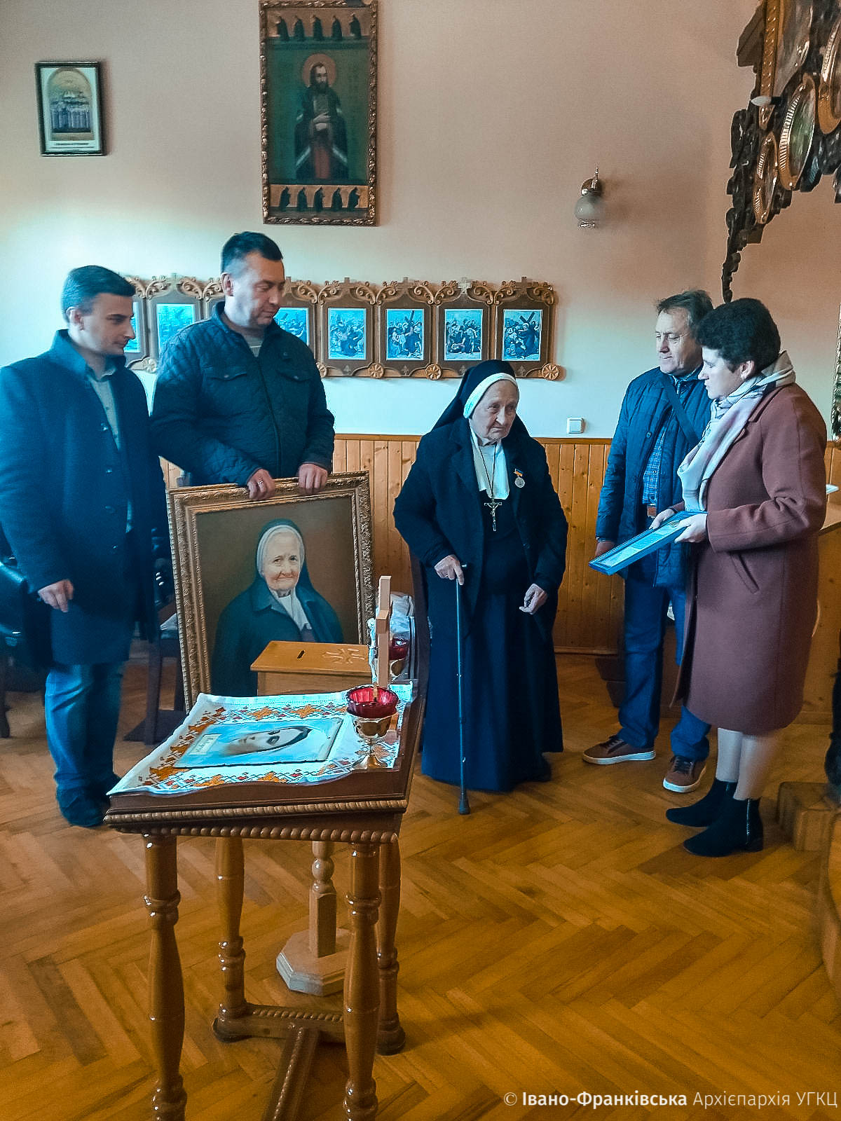 привітали