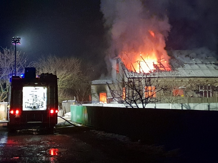 Упродовж доби на Прикарпатті ліквідували три пожежі: де було "гаряче"