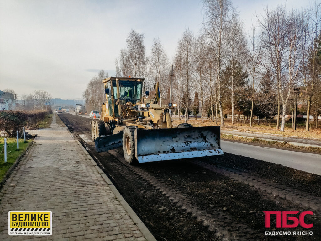 Комунальники розпочали ремонт ділянки дороги Богородчани – Гута ФОТО