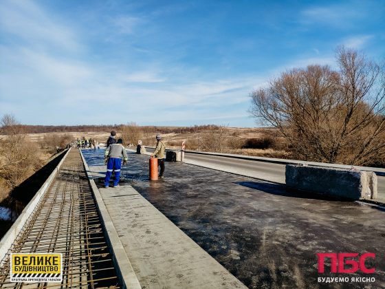 На дорозі Івано-Франківськ – Тернопіль ремонтують мости ФОТО