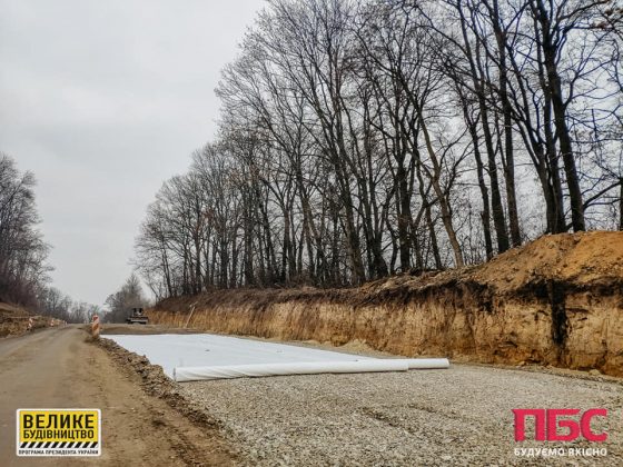 На Франківщині триває ремонт найдовшої дороги України ФОТОРЕПОРТАЖ