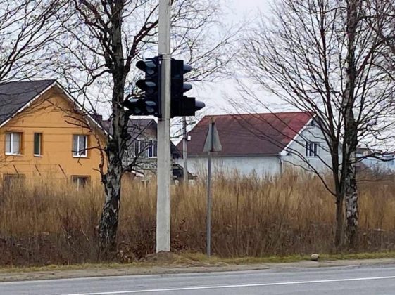 Поблизу Франківська на одному з найнебезпечніших перехресть встановили світлофор ФОТО
