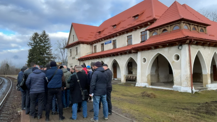 У курортному Татарові розпочали реконструкцію залізничної станції