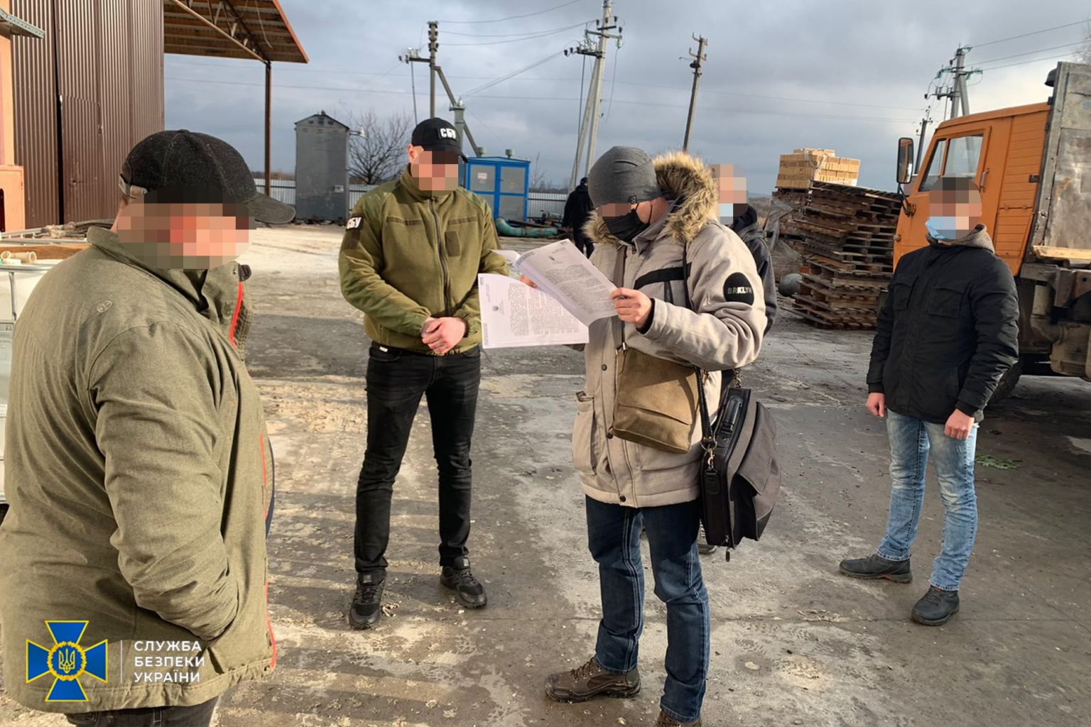 На Прикарпатті викрили ділків, які організували масштабний канал контрабанди лісу ФОТО