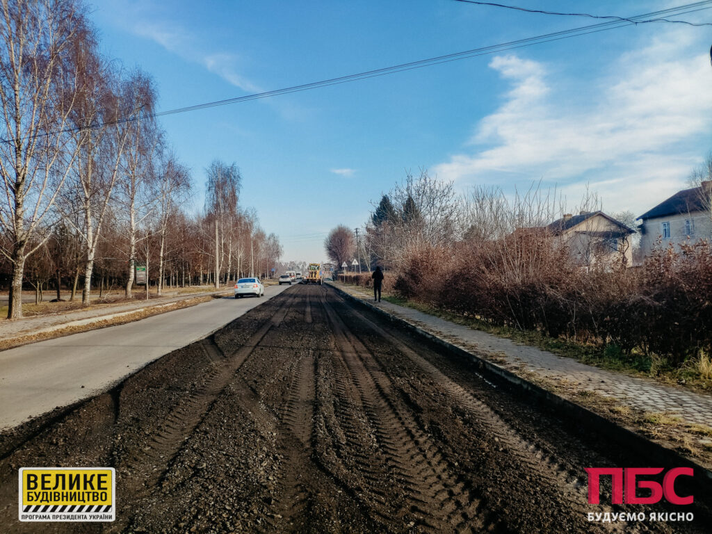 Комунальники розпочали ремонт ділянки дороги Богородчани – Гута ФОТО