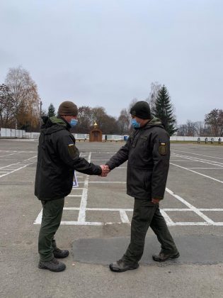 В Івано-Франківську нагородили гвардійців з нагоди Дня автомобіліста ФОТО
