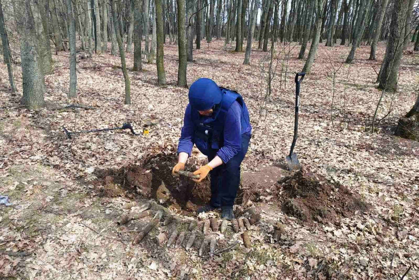 В Раківчику продовжують виявляти численні боєприпаси часів минулих воєн