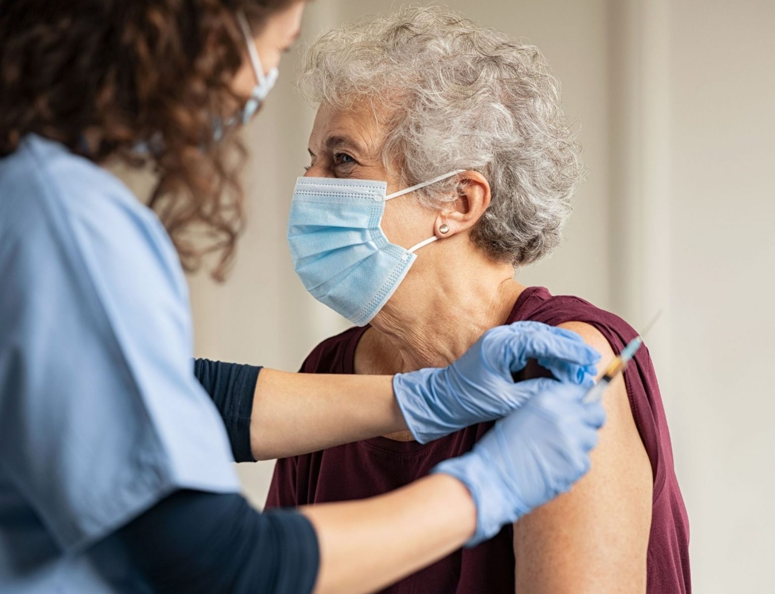 “В мене дихало 10% легень, 68 годин був під киснем”, - нардеп закликав прикарпатців робити COVID-щеплення