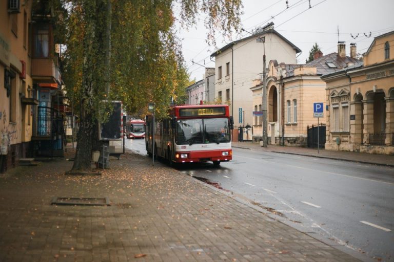 Стало відомо, на яких вулицях Івано-Франківська повністю змінять схеми руху транспорту