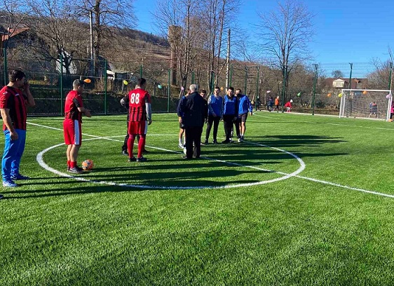 В одному з сіл на Богородчанщині відкрили футбольний майданчик ФОТО