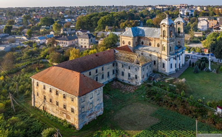 Де на Прикарпатті можна побачити роботи Пінзеля та чому вони унікальні ФОТО