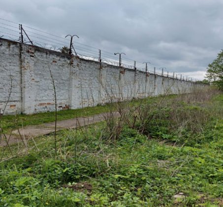 На Прикарпатті виставили на аукціон колишню в'язницю. Стартова ціна — майже 8 мільйонів гривень