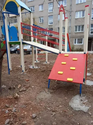 У Франківську з'явиться черговий дитячий майданчик ФОТО