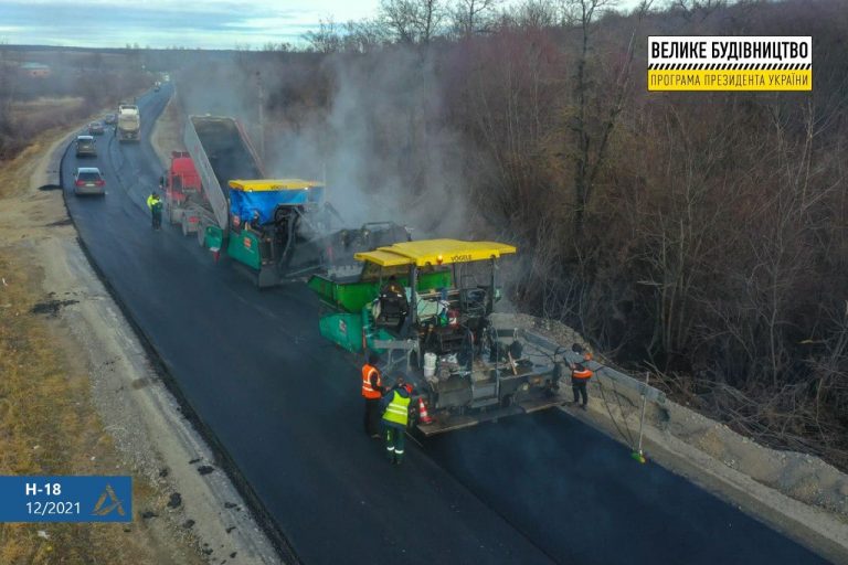 Дорожники заасфальтували об’їзну Тисмениці ФОТО