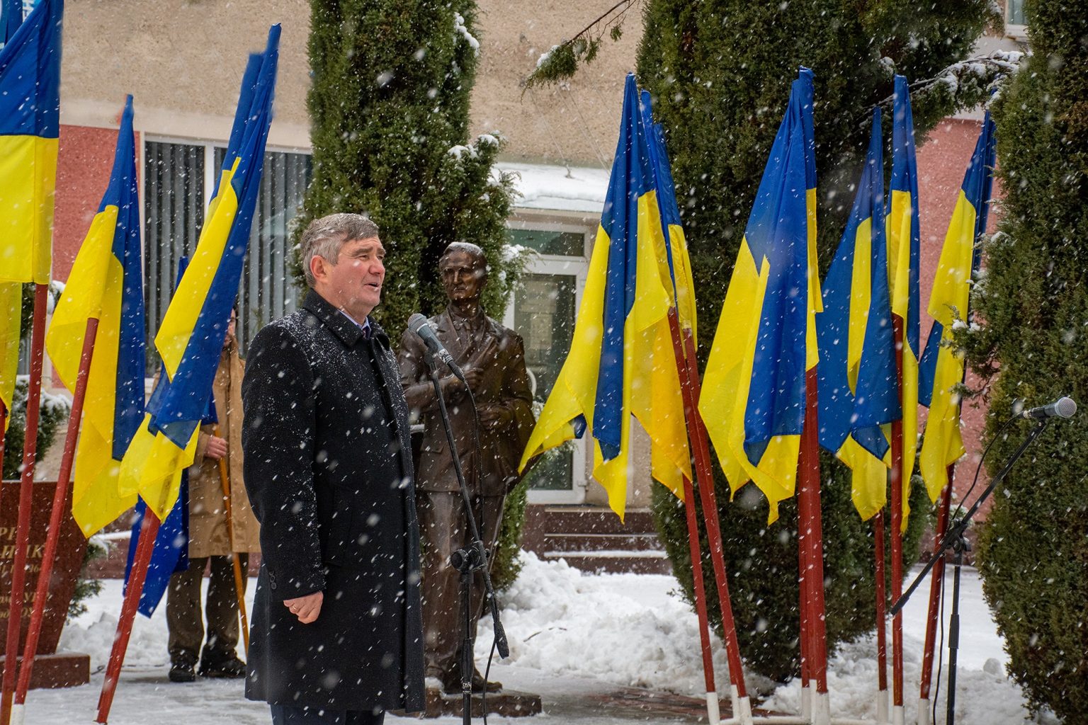 У Франківську вшанували пам'ять Героя України - Андрія Мельника ФОТО