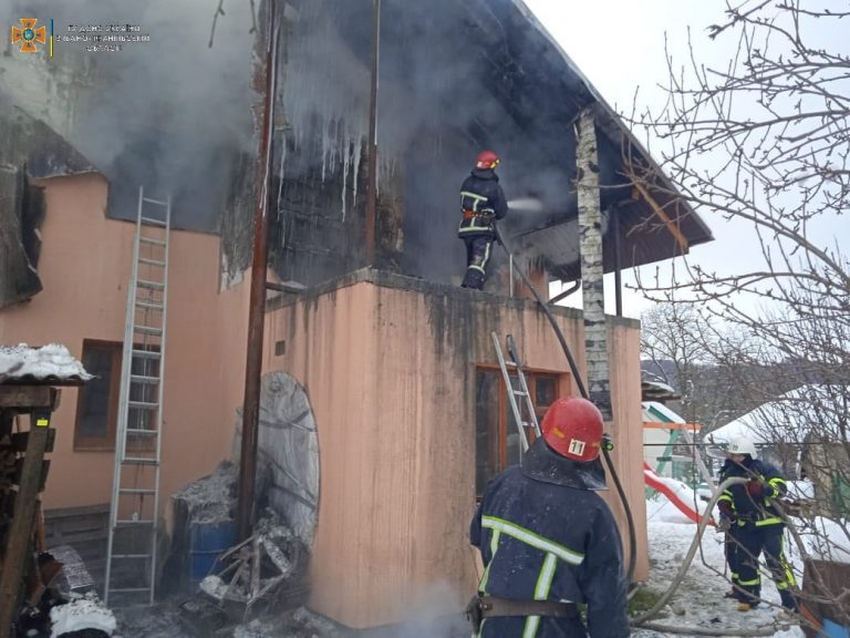 На Прикарпатті вогонь забрав життя двох людей ФОТО