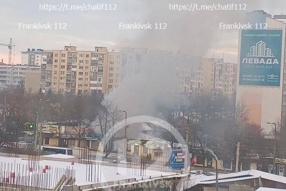 У Франківську на Пасічній - ранкова пожежа ФОТО, ВІДЕО