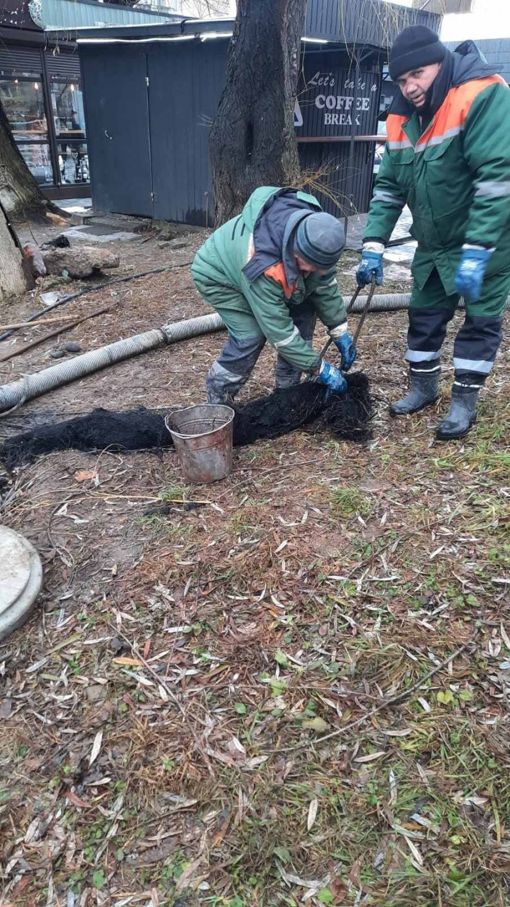 У Калуші з каналізацій