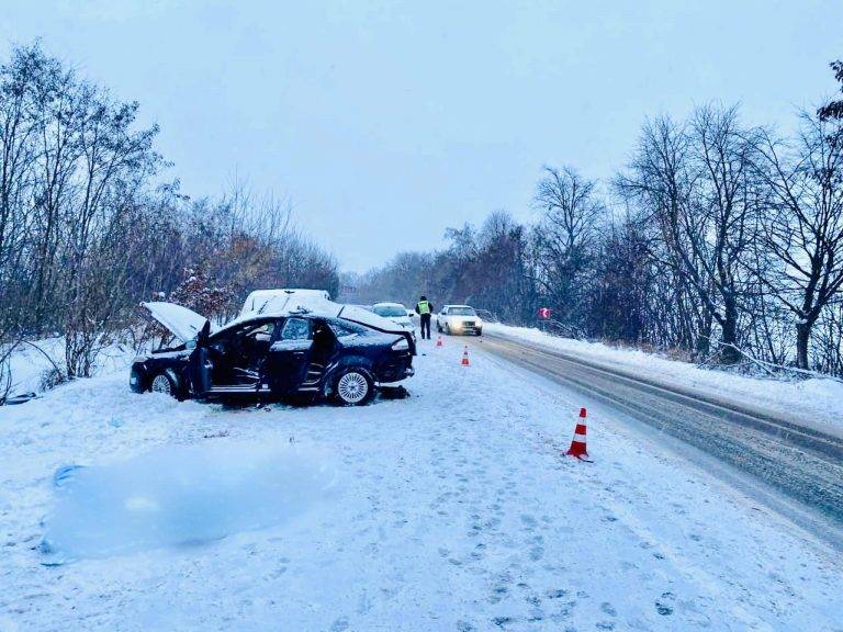 Стало відомо про стан чоловіків, які травмувалися у смертельній аварії на Франківщині