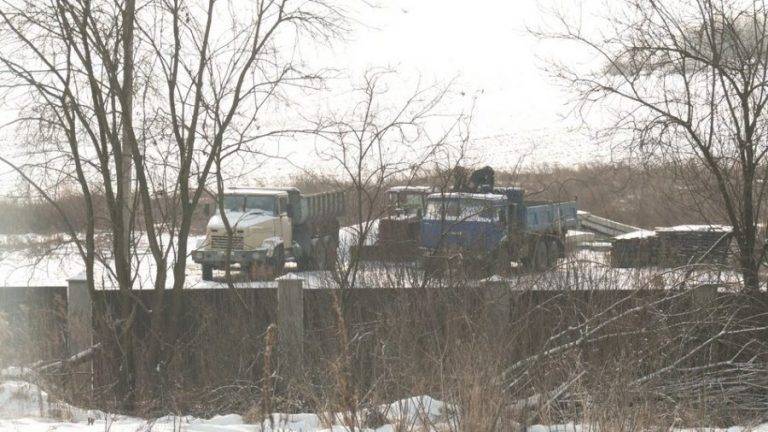 Прикарпатці вчергове виступили проти будівництва свиноферми поблизу Бурштина ВІДЕО