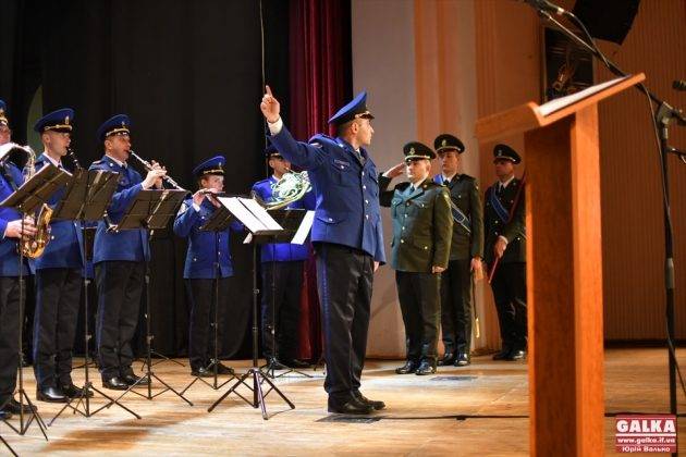 У Франківську відзначили 30-ту річницю створення військової частини 1241 Національної гвардії ФОТО