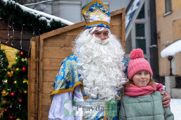 У Івано-Франківську відкрили Новорічний ярмарок ФОТОРЕПОРТАЖ