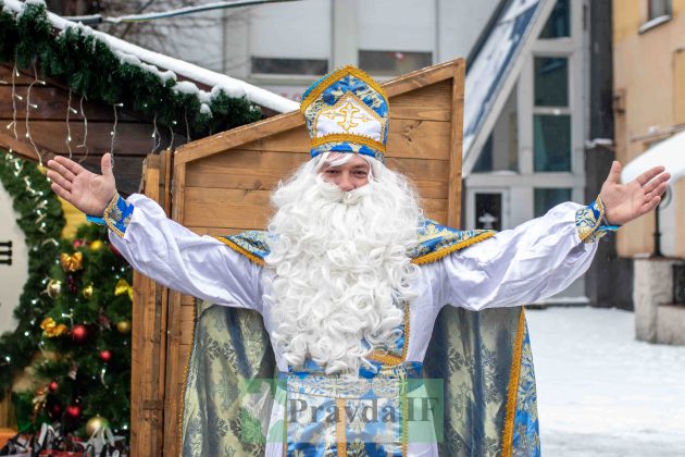 У Івано-Франківську відкрили Новорічний ярмарок ФОТОРЕПОРТАЖ