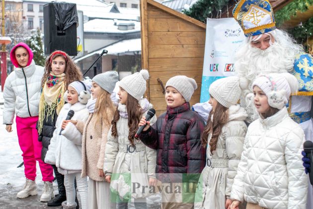 У Івано-Франківську відкрили Новорічний ярмарок ФОТОРЕПОРТАЖ