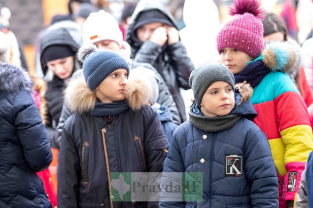 У Франківську відбулося дитяче свято "Св. Миколай - ти до нас завітай" ФОТОРЕПОРТАЖ