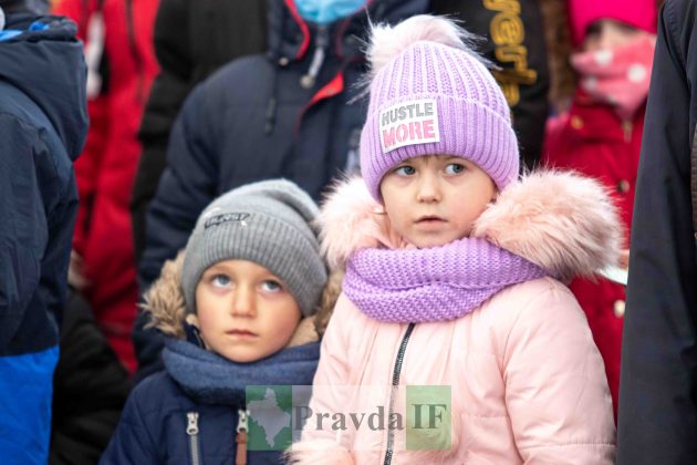 У Франківську відбулося дитяче свято "Св. Миколай - ти до нас завітай" ФОТОРЕПОРТАЖ