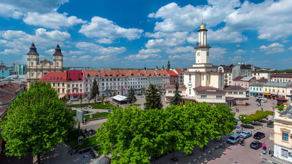 Івано-Франківськ увійшов до ТОП-5 міст для ведення бізнесу за версією Forbes