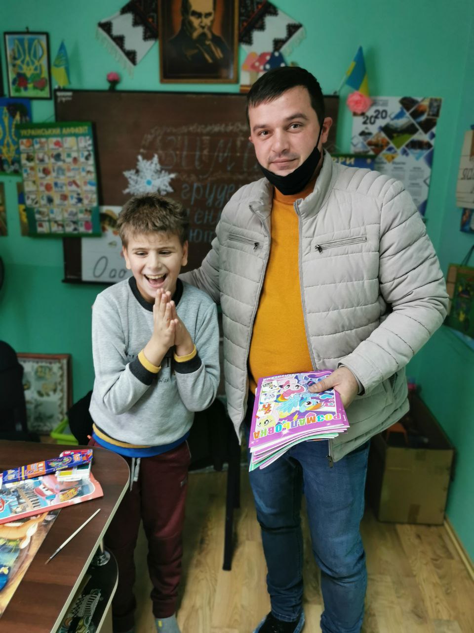 подарунками