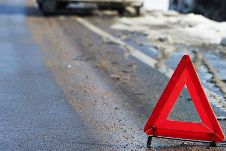 Майже 40 ДТП та 15 п'яних водіїв: як минув тиждень на дорогах Івано-Франківщини