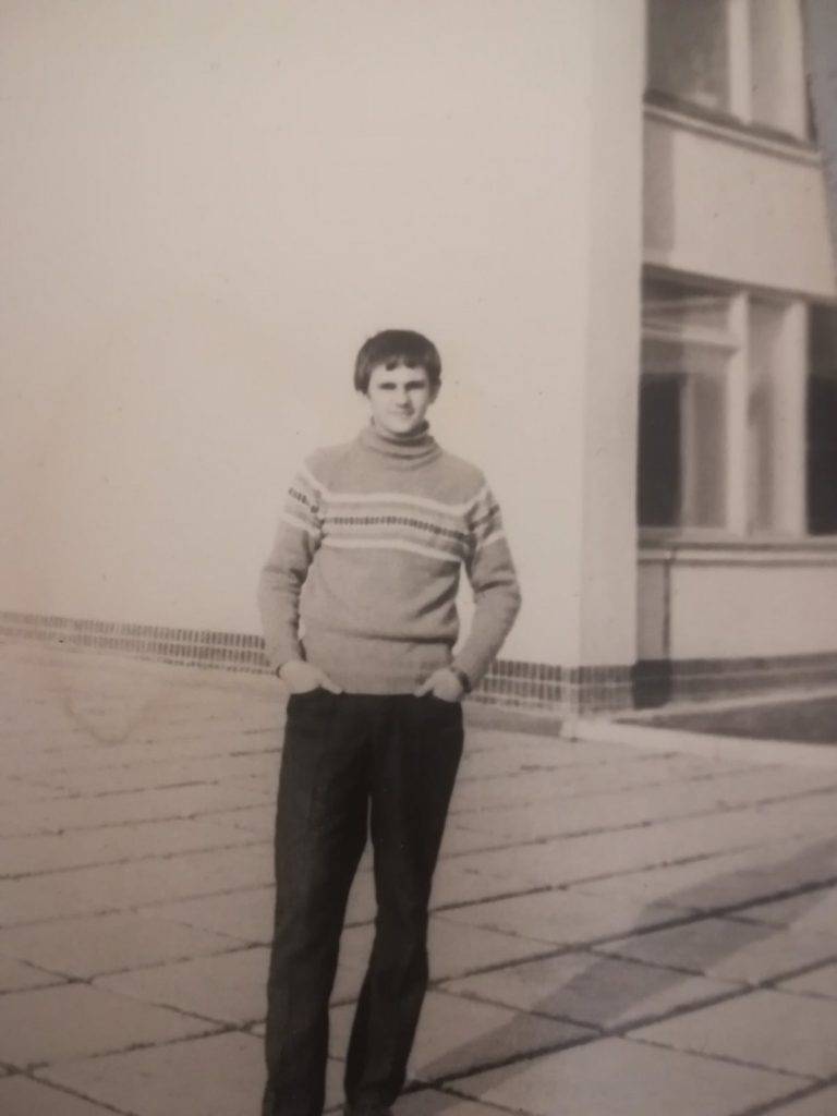 Як калуський 9-класник у далекому 1972 році розмістив у школі листівку "Хай живе самостійна Україна" ФОТО