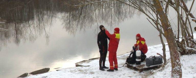 У Франківську до Водохреща водолази почистять дно річок