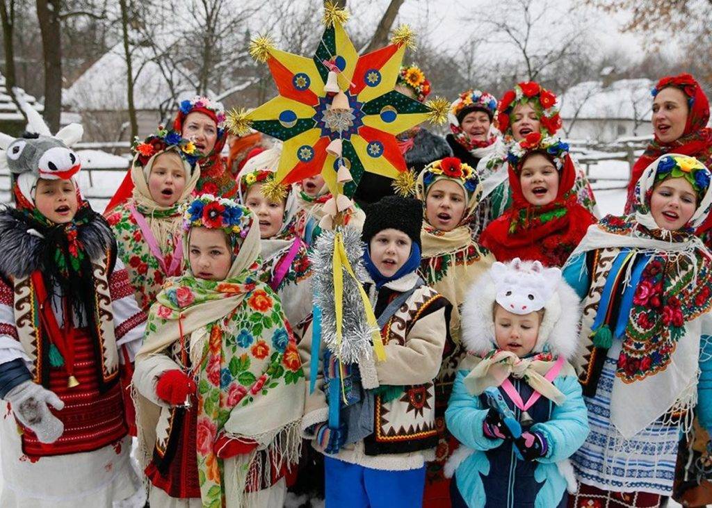 Щедрик, щедрик, щедрівочка: як звучить відома українська колядка на різних мовах ВІДЕО
