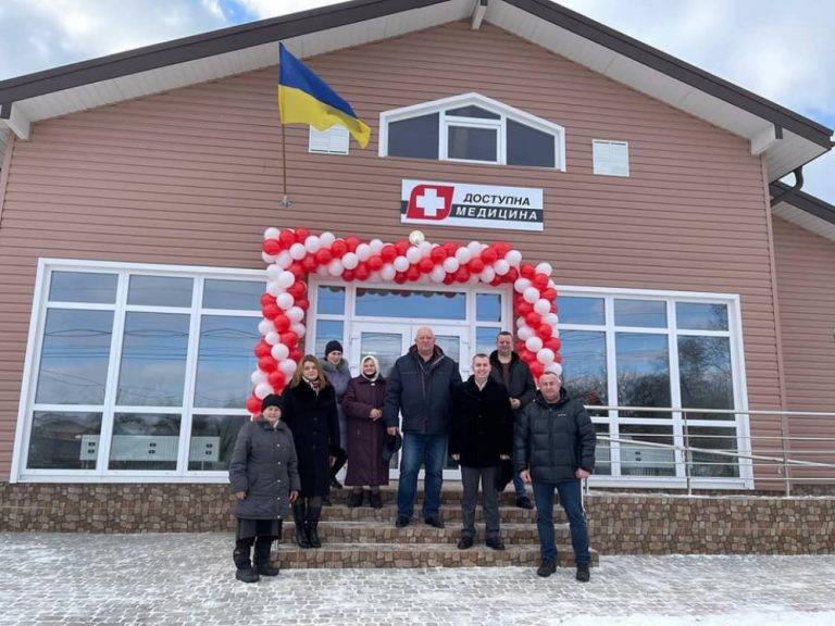 У Брошнів-Осадській громаді відкрили новозбудовану амбулаторію