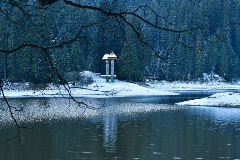 Крейдяні гори та карстові скелі. ТОП-5 нацпарків України для зимового відпочинку