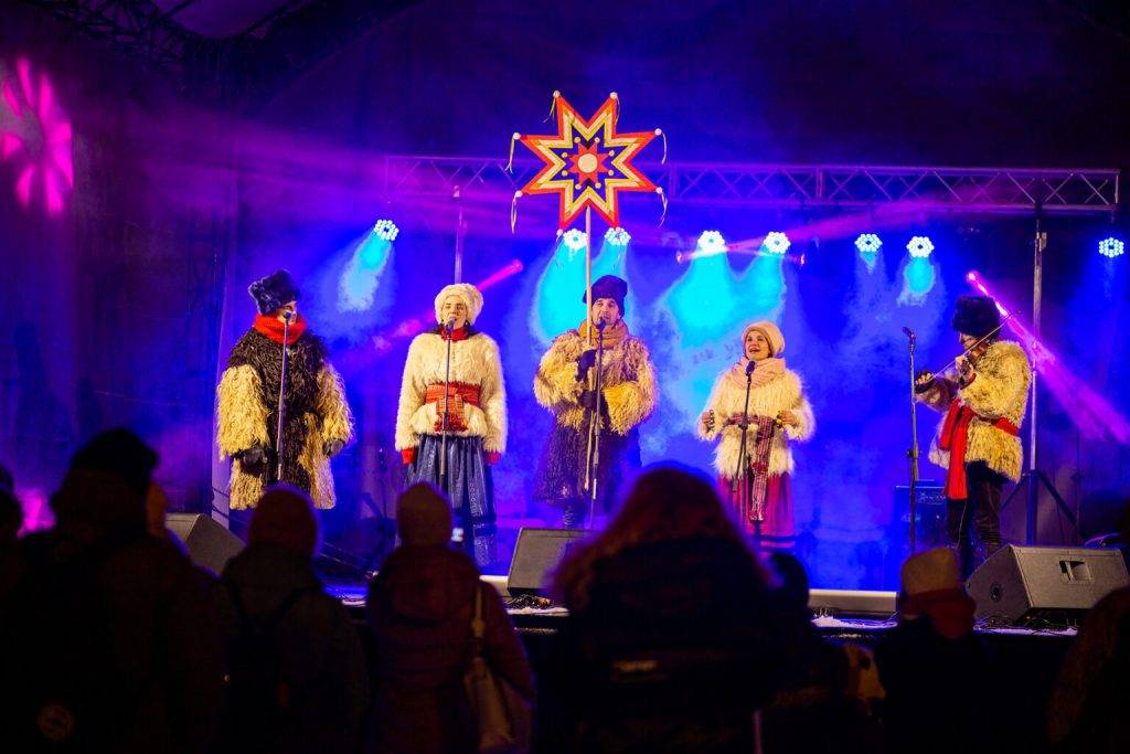 В Палаці Потоцьких,відлунали етно-колядки,різдво в івано-франківську