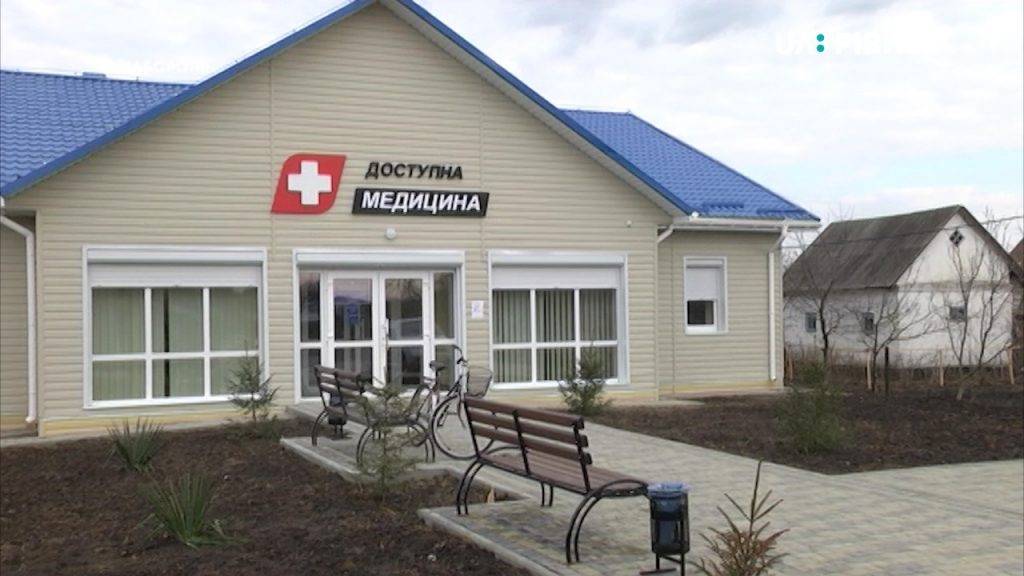 На селі на Снятинщині відкрили сучасну амбулаторію ФОТО