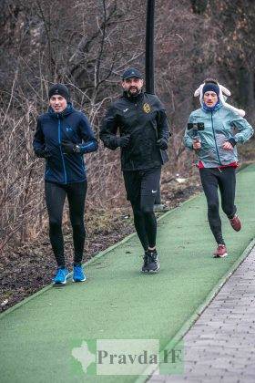 В Івано-Франківську відбувся новорічний забіг Gutsul Running Club ФОТОРЕПОРТАЖ